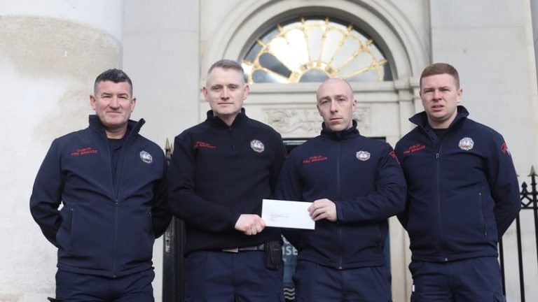 Read more about the article Firefighters accuse Government of ‘pensions betrayal’