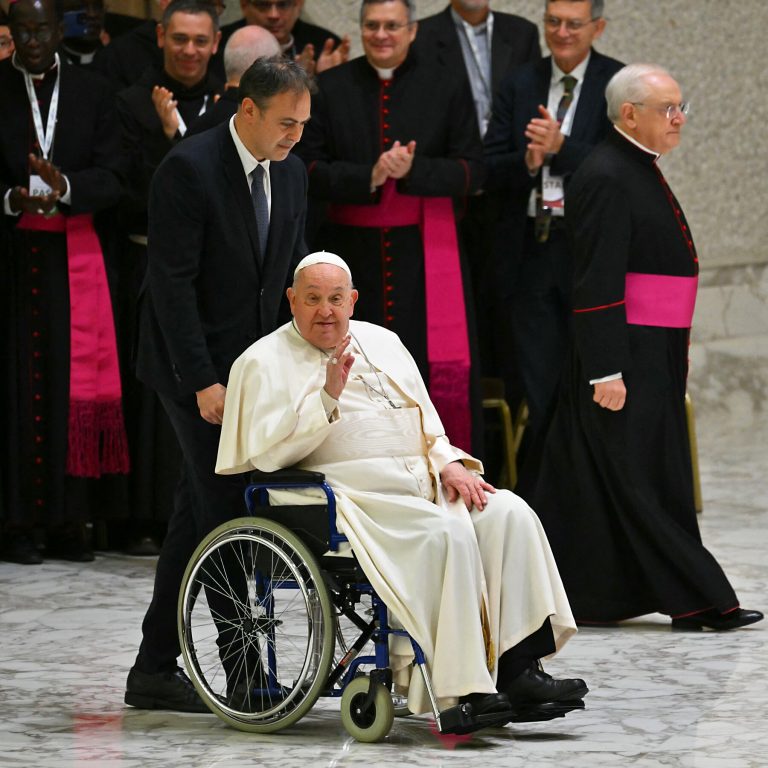 Read more about the article Vatican Warns About the Risks of Artificial Intelligence