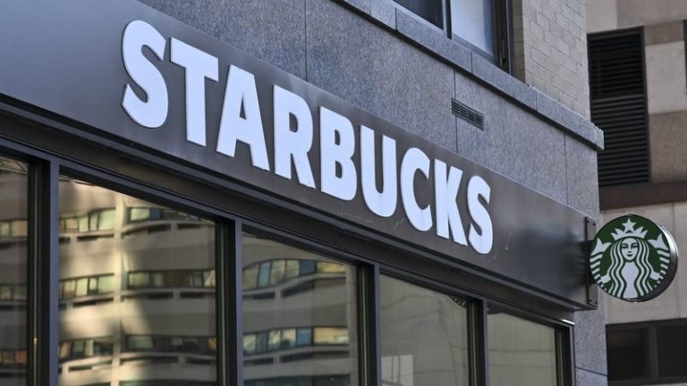 Read more about the article Starbucks results point to turnaround taking root