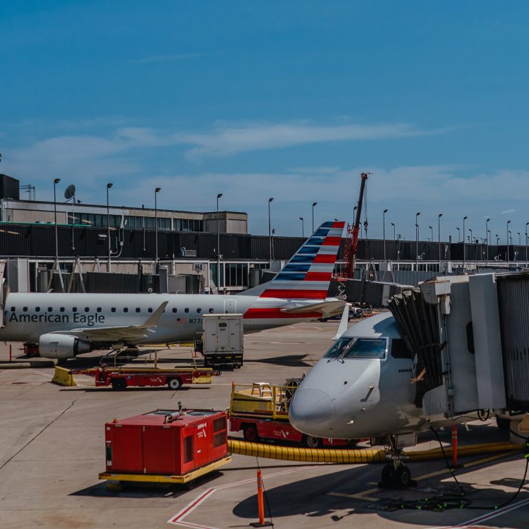 Read more about the article Plane and Aircraft Tug Collide in Chicago, Critically Injuring Driver