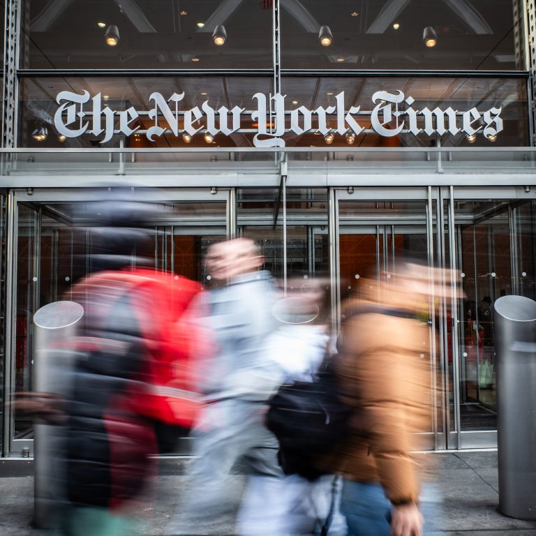 Read more about the article New York Times Reports 350,000 Additional Digital Subscribers