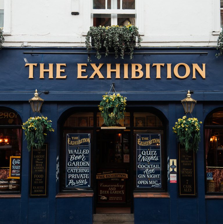 Read more about the article Pub Stays in Britain: Food, Lodging and Hanging Out With Locals