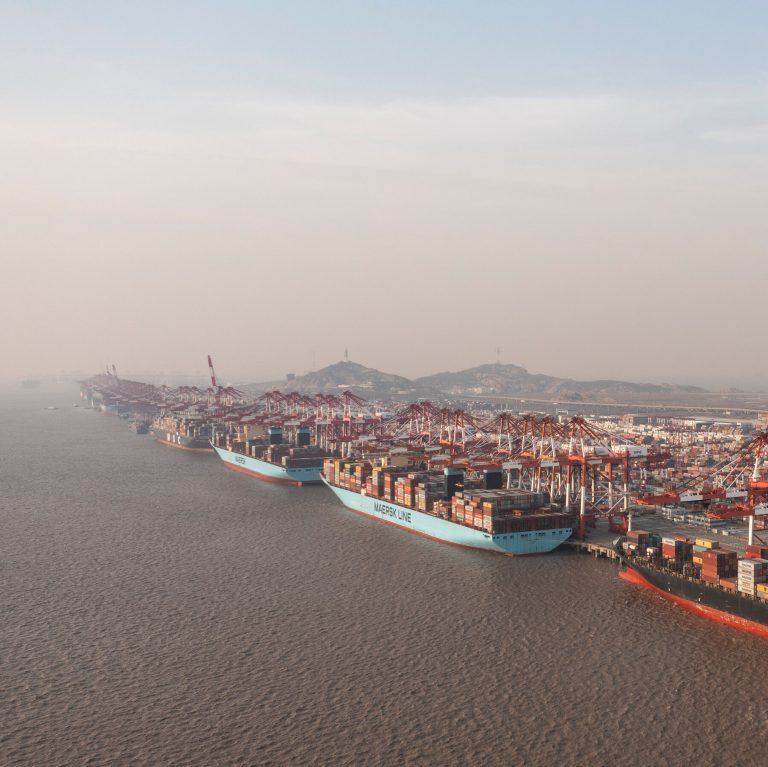 Read more about the article China Strikes Back After Trump Imposes 10% Tariff on Goods