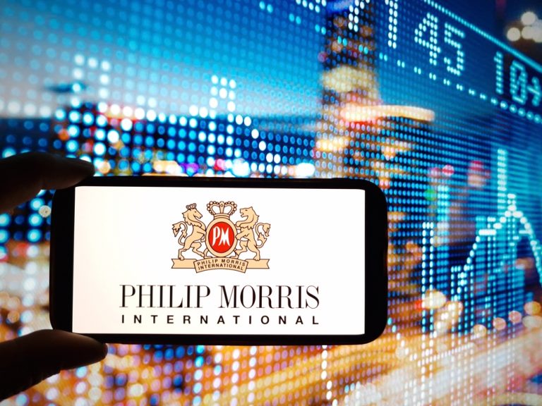 Read more about the article Is Wall Street Bullish or Bearish on Philip Morris International Stock?