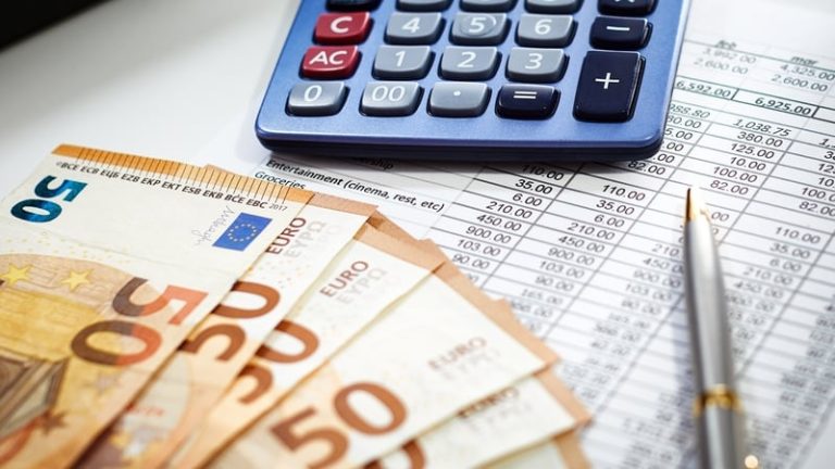 Read more about the article Highest earnings for workers in non-EU multinationals