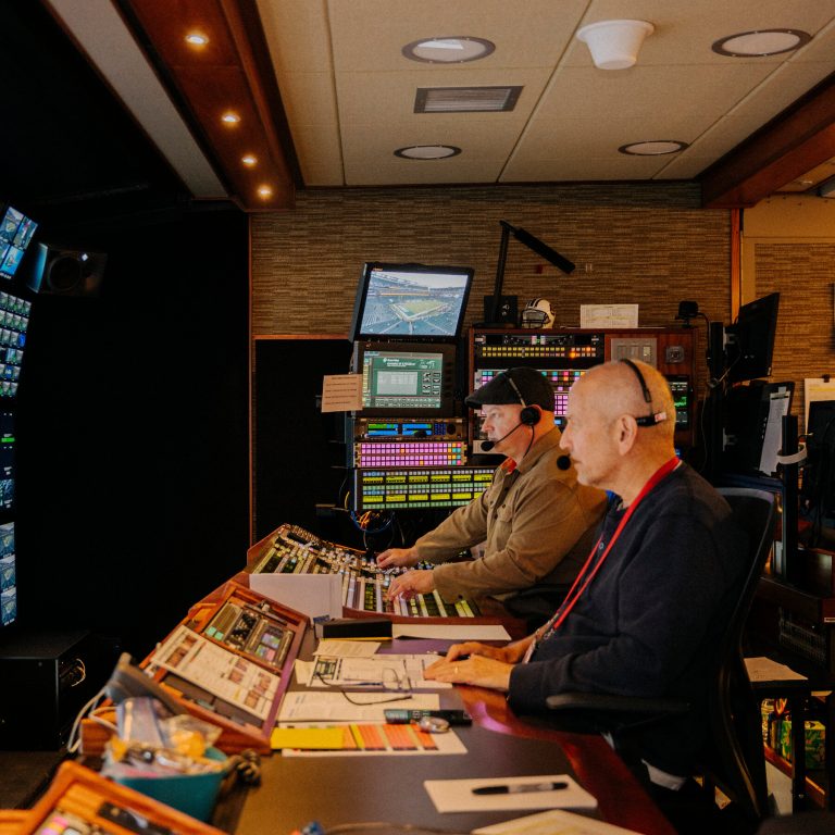 Read more about the article How Going to Commercial During the Super Bowl Works