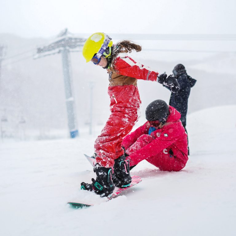 Read more about the article A First-Timer’s Guide to Skiing in Japan