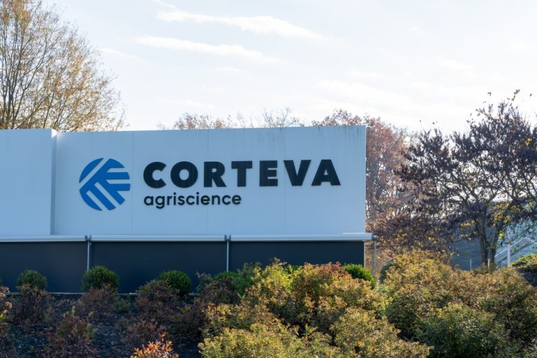 Read more about the article Are Wall Street Analysts Predicting Corteva Stock Will Climb or Sink?