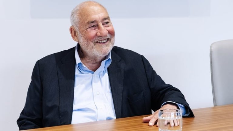 Read more about the article Stiglitz urges tariffs against ‘dysfunctional’ US