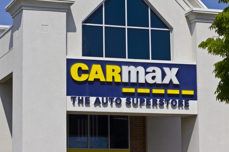 Read more about the article Are Wall Street Analysts Bullish on CarMax Stock?