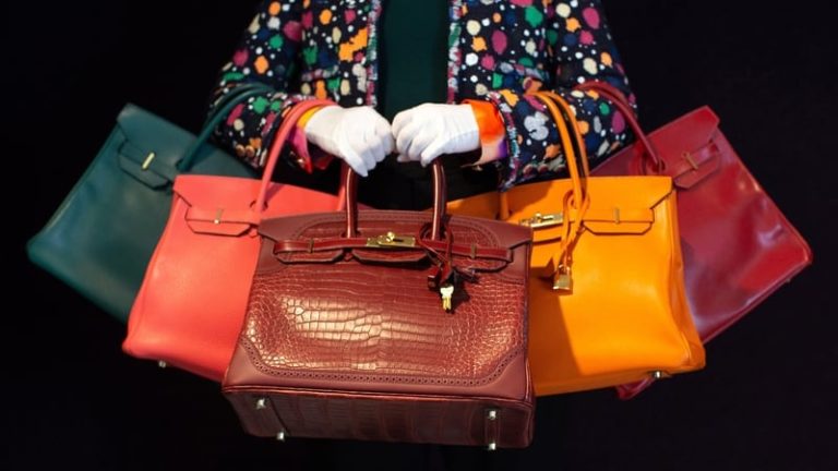 Read more about the article Birkin bag maker Hermes end of year sales jump