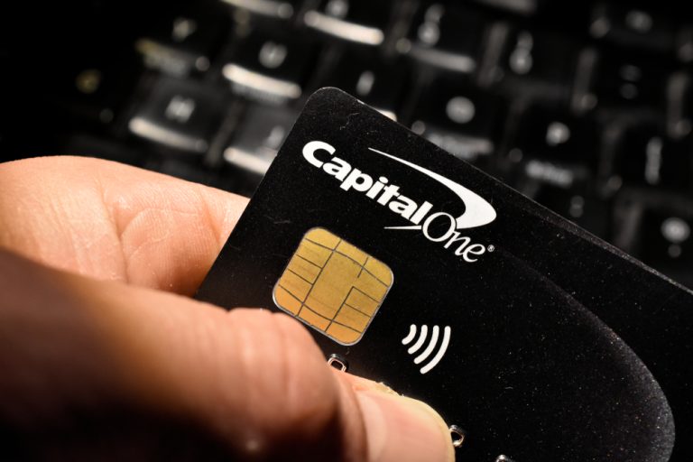 Read more about the article Are Wall Street Analysts Bullish on Capital One Financial Stock?