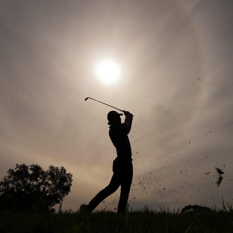 Read more about the article PGA Tour and LIV Golf Look for Merger Deal Under Trump