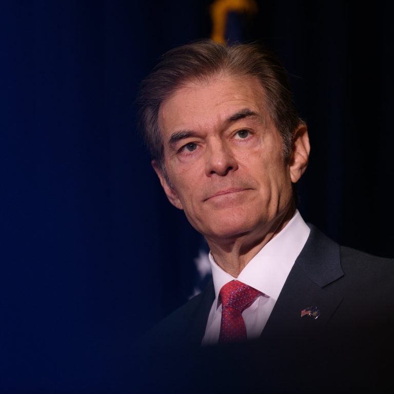 Read more about the article Oz, Trump’s Medicare Nominee, Pledges to Divest Interests in Health Care Stocks