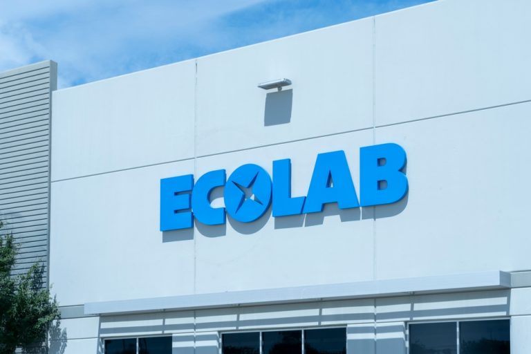 Read more about the article Are Wall Street Analysts Bullish on Ecolab Stock?