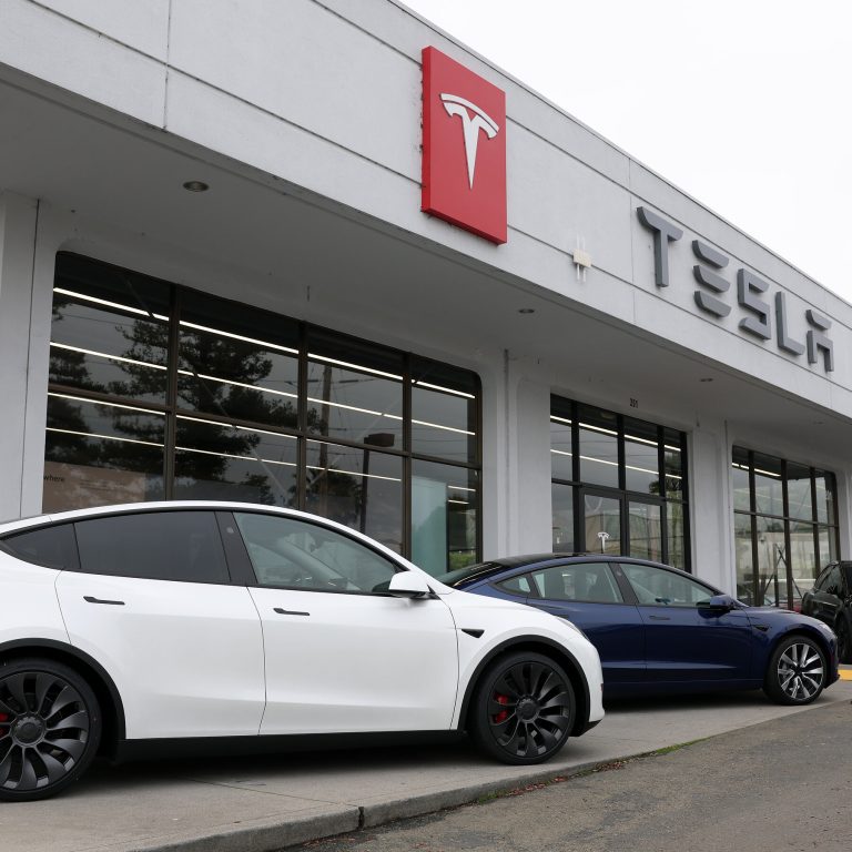 Read more about the article Tesla Is Again Showing Signs It Wants to Sell Cars in India