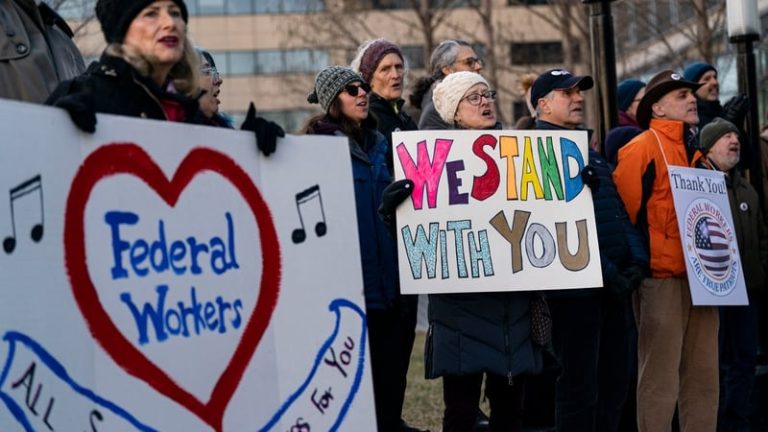 Read more about the article Musk presses forward with federal worker threats
