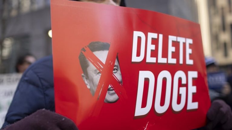 Read more about the article When will mass US government firings show up in data?