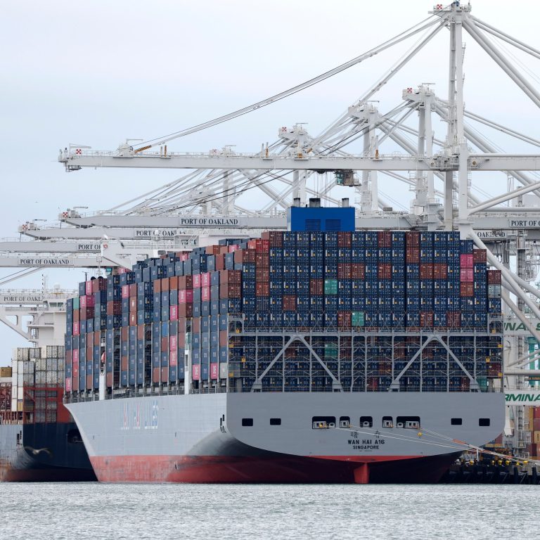 Read more about the article Trump Takes Aim at Chinese Shipping Amid Widening Trade War