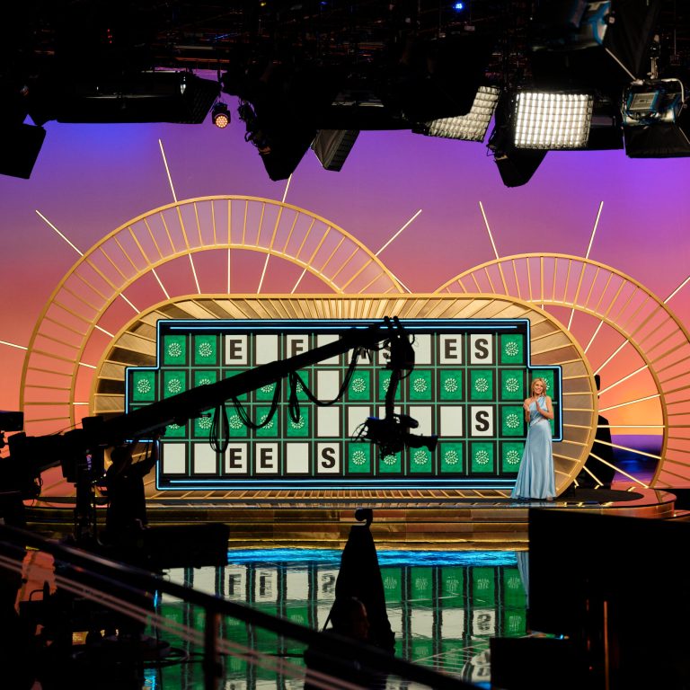 Read more about the article ‘Jeopardy!’ and ‘Wheel of Fortune’ to Leap to Streaming