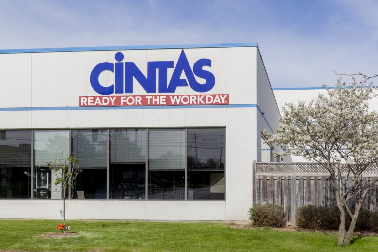 Read more about the article Are Wall Street Analysts Predicting Cintas Stock Will Climb or Sink?