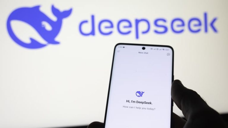 Read more about the article US looking into whether DeepSeek used restricted AI chips