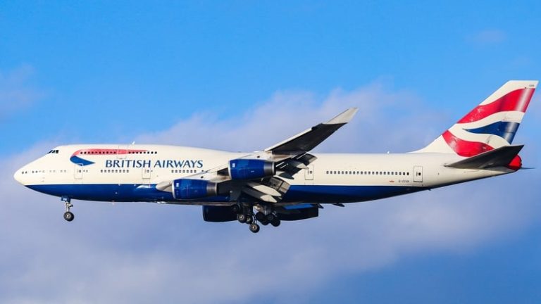 Read more about the article IAG’s annual earnings beat expectations