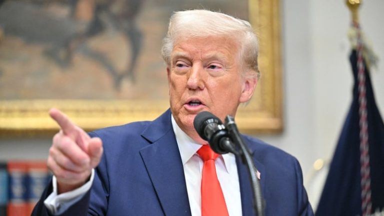 Read more about the article Trump says Canada, Mexico tariffs to take effect tonight