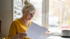 state-pension:-deadline-for-national-insurance-top-ups-softened