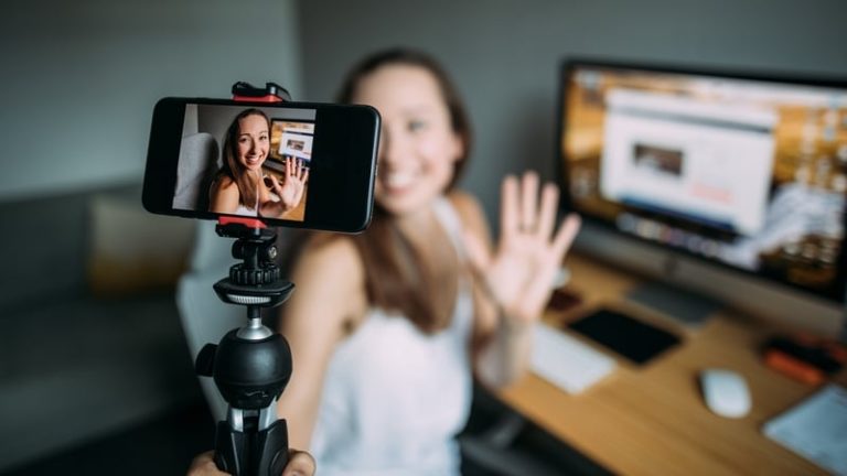 Read more about the article Revenue reminds online influencers of tax obligations