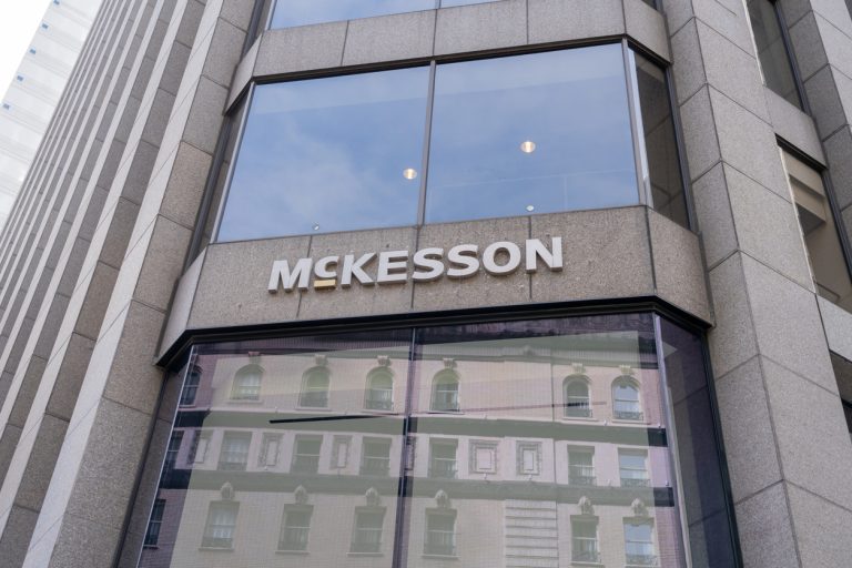 Read more about the article Is McKesson Stock Outperforming the Dow?