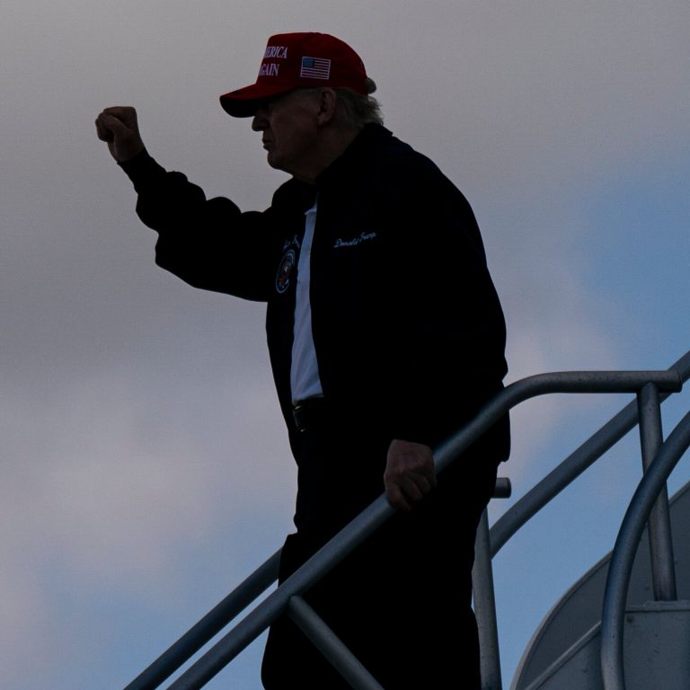Read more about the article Trump Tariffs and Trade Wars Leave Investors, Once Optimistic, Feeling Apprehensive