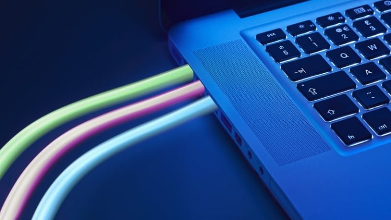 Read more about the article ComReg: Fixed broadband subscriber lines increase by 2.4%