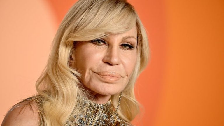 Read more about the article Donatella Versace steps down as brand’s creative officer