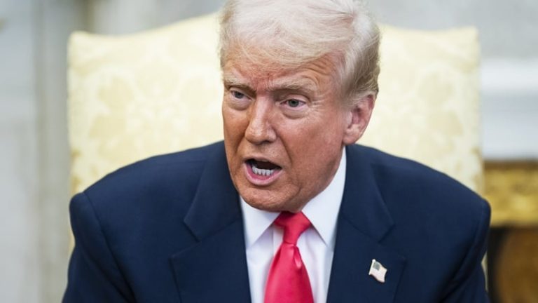 Read more about the article US threatens EU with 200% tariffs on alcohol