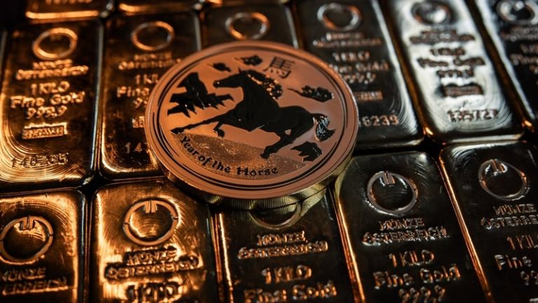 Read more about the article Safe-haven gold rises above $3,000 for the first time