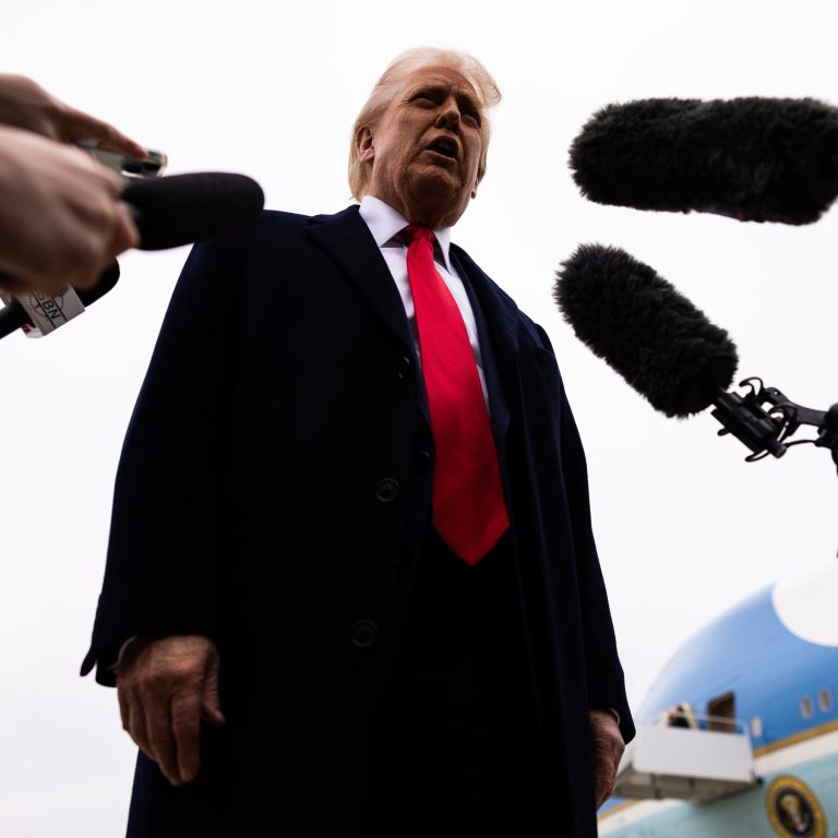 Read more about the article Trump’s Tariff Policies Jolt Auto Industry Executives
