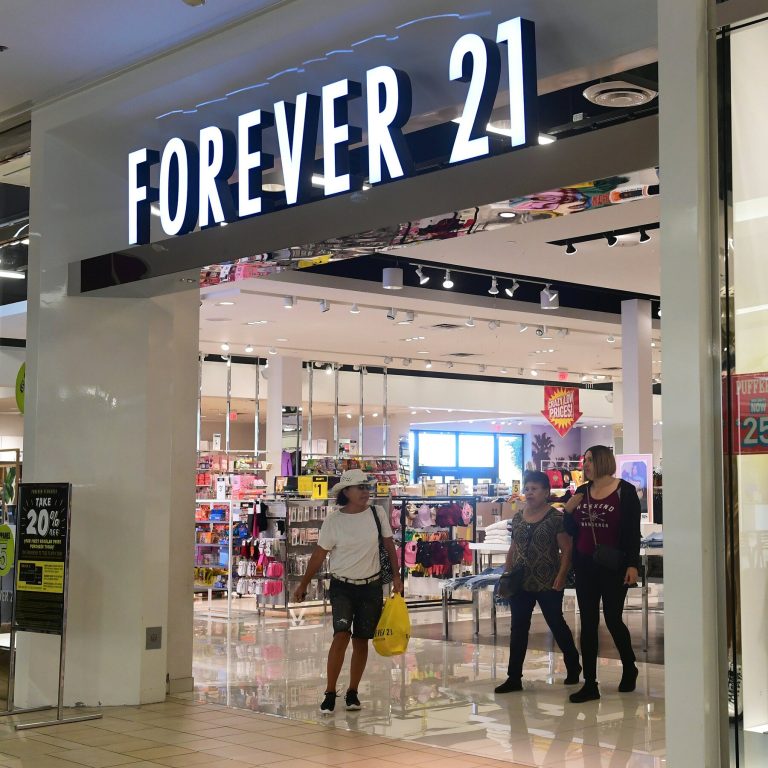 Read more about the article At Forever 21, the Adrenaline Rush Was the Point