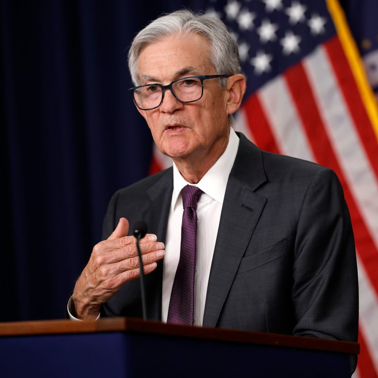 Read more about the article Fed Holds Interest Rates Steady, but Trump’s Tariffs Could Slow Inflation Progress