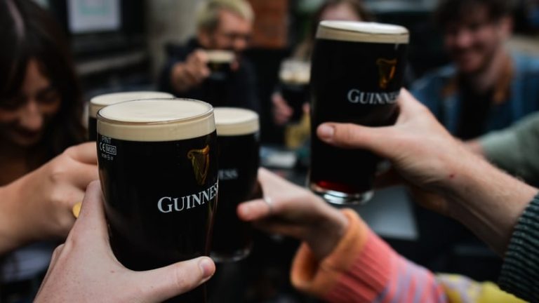 Read more about the article Driver for Guinness delivery subcontractor wins €7,000