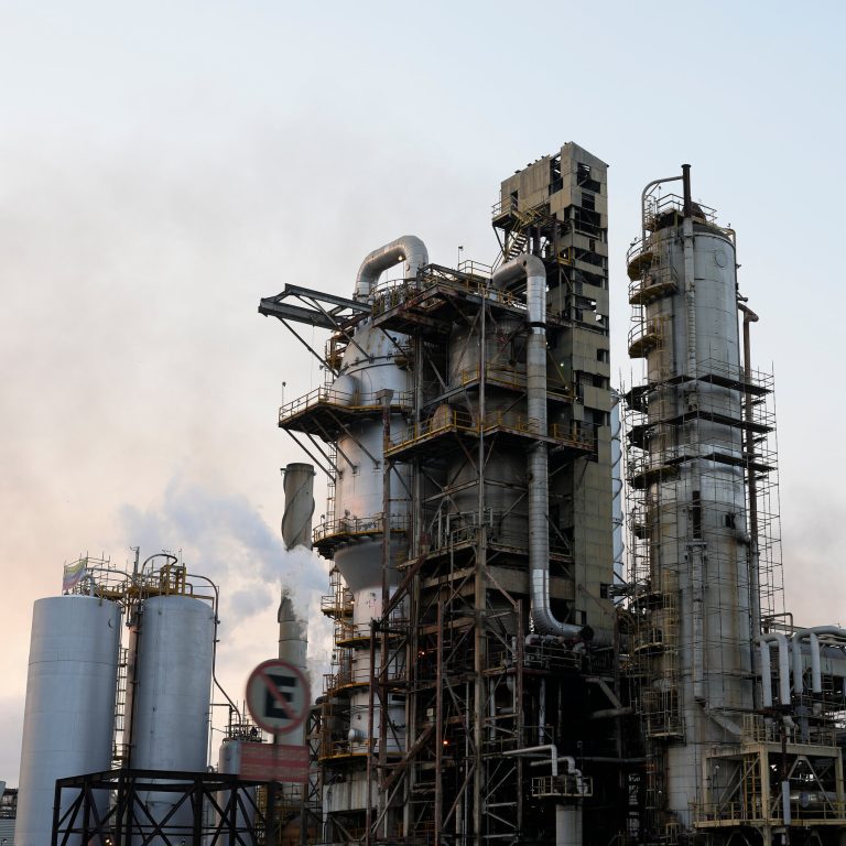 Read more about the article Trump to Impose Tariffs Against Countries That Buy Venezuelan Oil