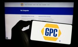 Is Genuine Parts Company Stock Underperforming the S&P 500?