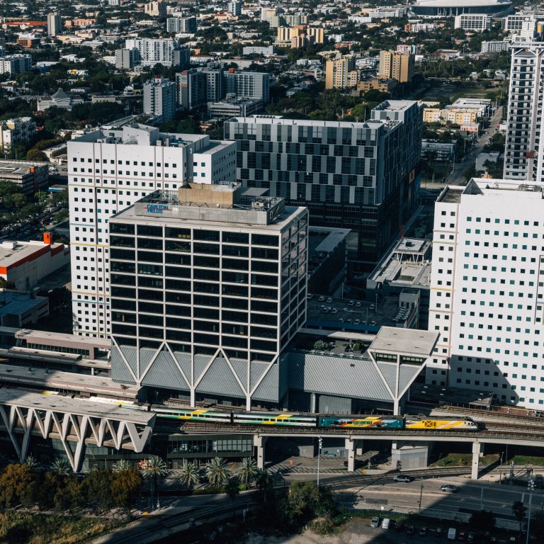 Read more about the article Brightline Brought High-Speed Rail to Florida. Can the Public Sector Follow?