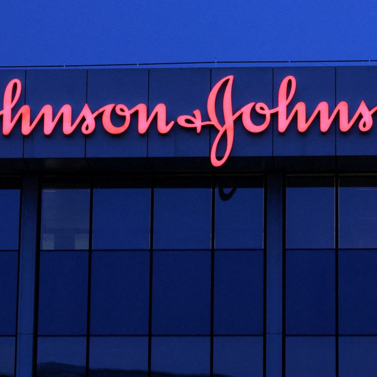 Read more about the article Johnson & Johnson Loses in Court Again in Bid to Settle Talc Cases