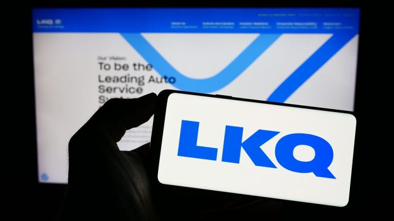 Read more about the article How Is LKQ’s Stock Performance Compared to Other Consumer Discretionary Stocks?