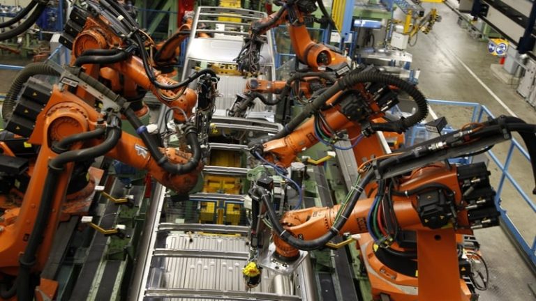 Read more about the article German factory orders stagnate, despite rebound hopes