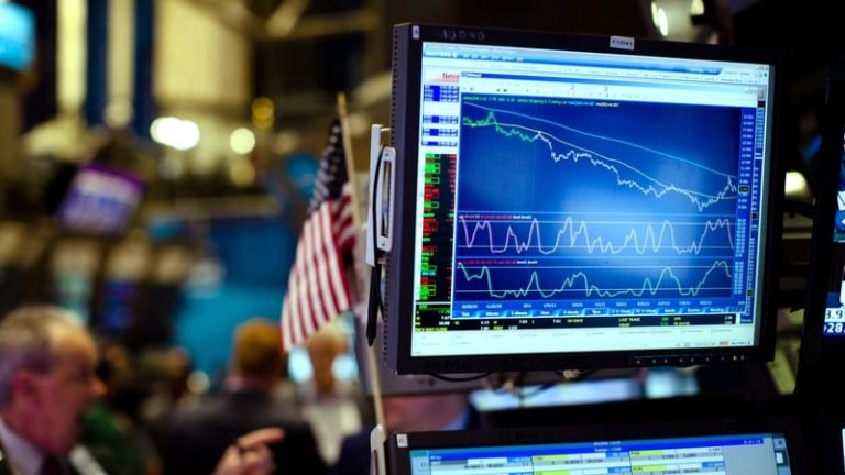 Read more about the article Investors advised to ‘sit through’ market trouble