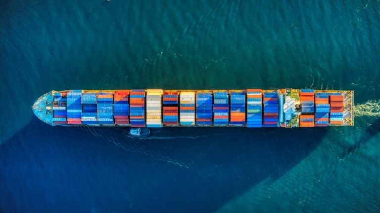 Read more about the article Will shipping industry introduce a global carbon tax this week?