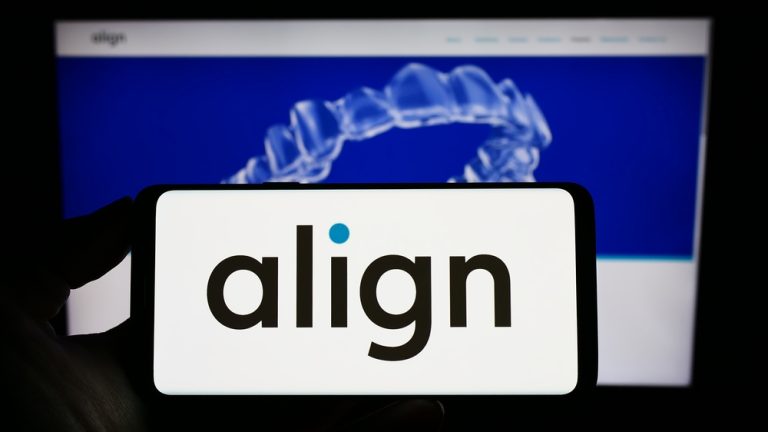 Read more about the article Align Technology