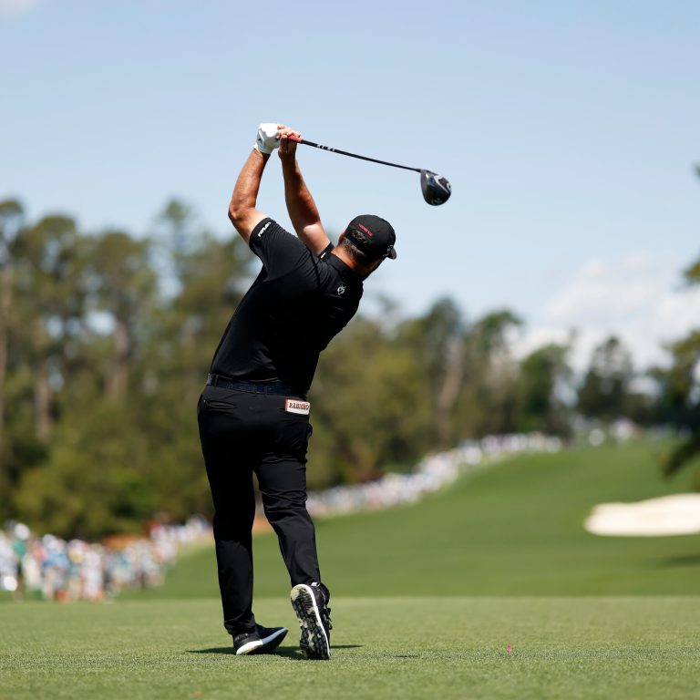 Read more about the article How a Deal to Shape Golf’s Future Went Cold